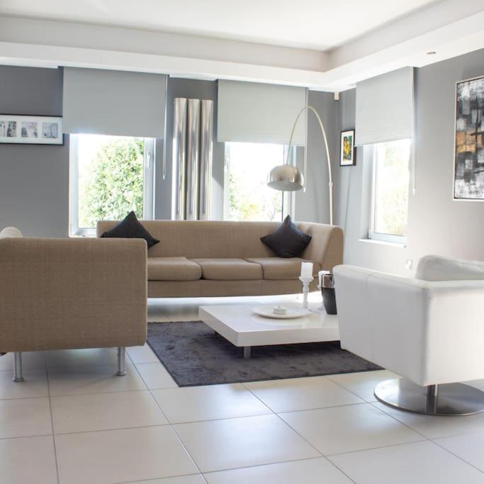 Villa Artemis Larnaca Esterno foto