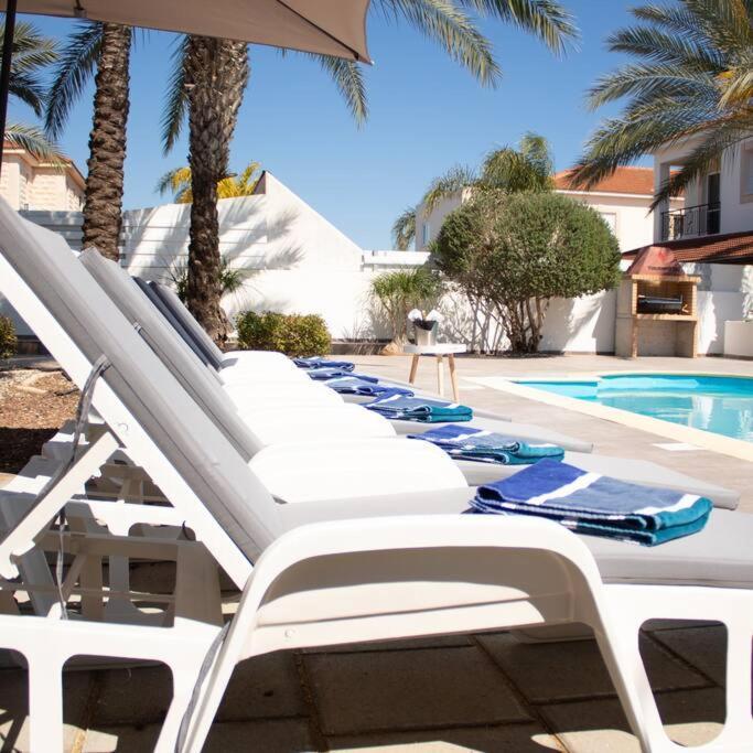 Villa Artemis Larnaca Esterno foto