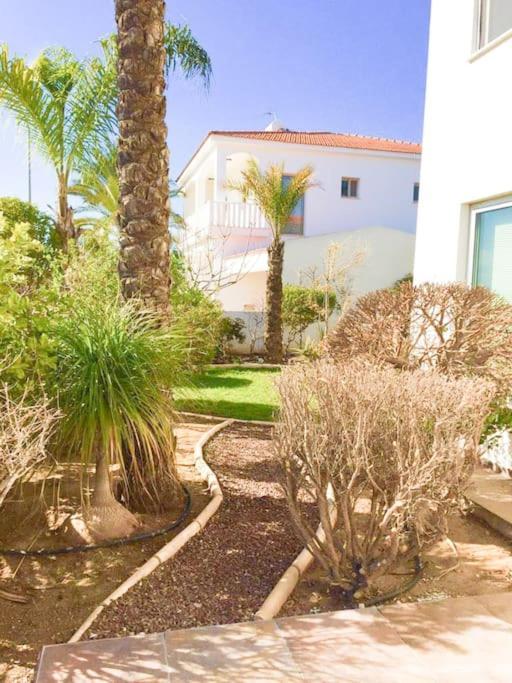 Villa Artemis Larnaca Esterno foto